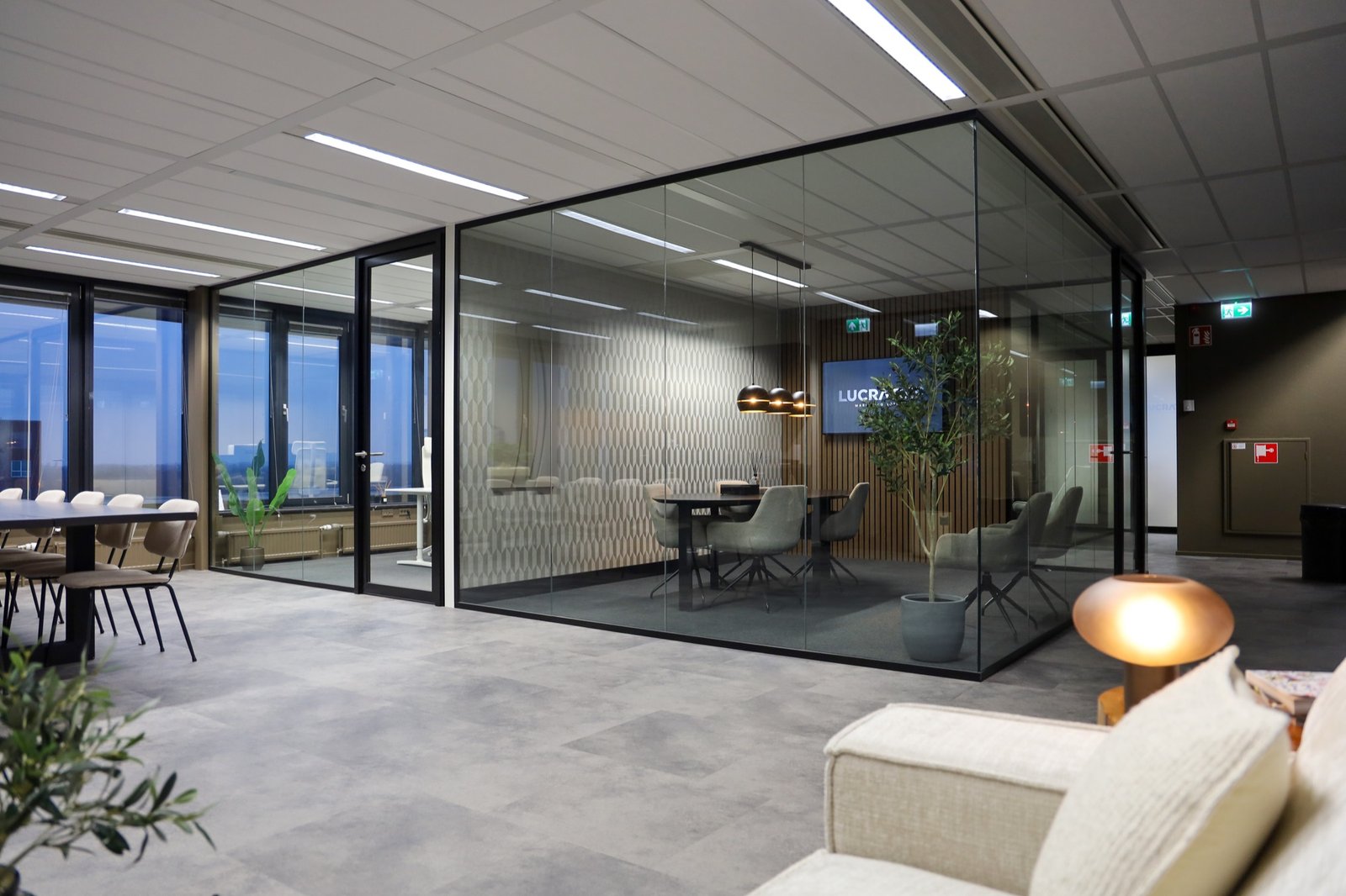 LUCRATIEF kantoorruimte